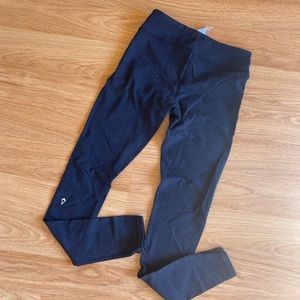 Black Ivivva leggings, 10